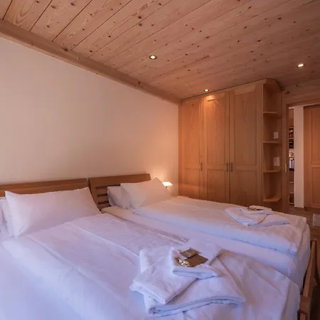 Aquila 8 Penthouse