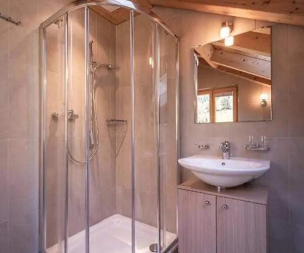 Aquila 8 Penthouse 翁根